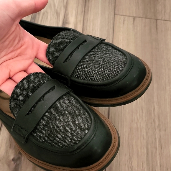 Womens Shoes |Size 7 - Picture 2 of 4